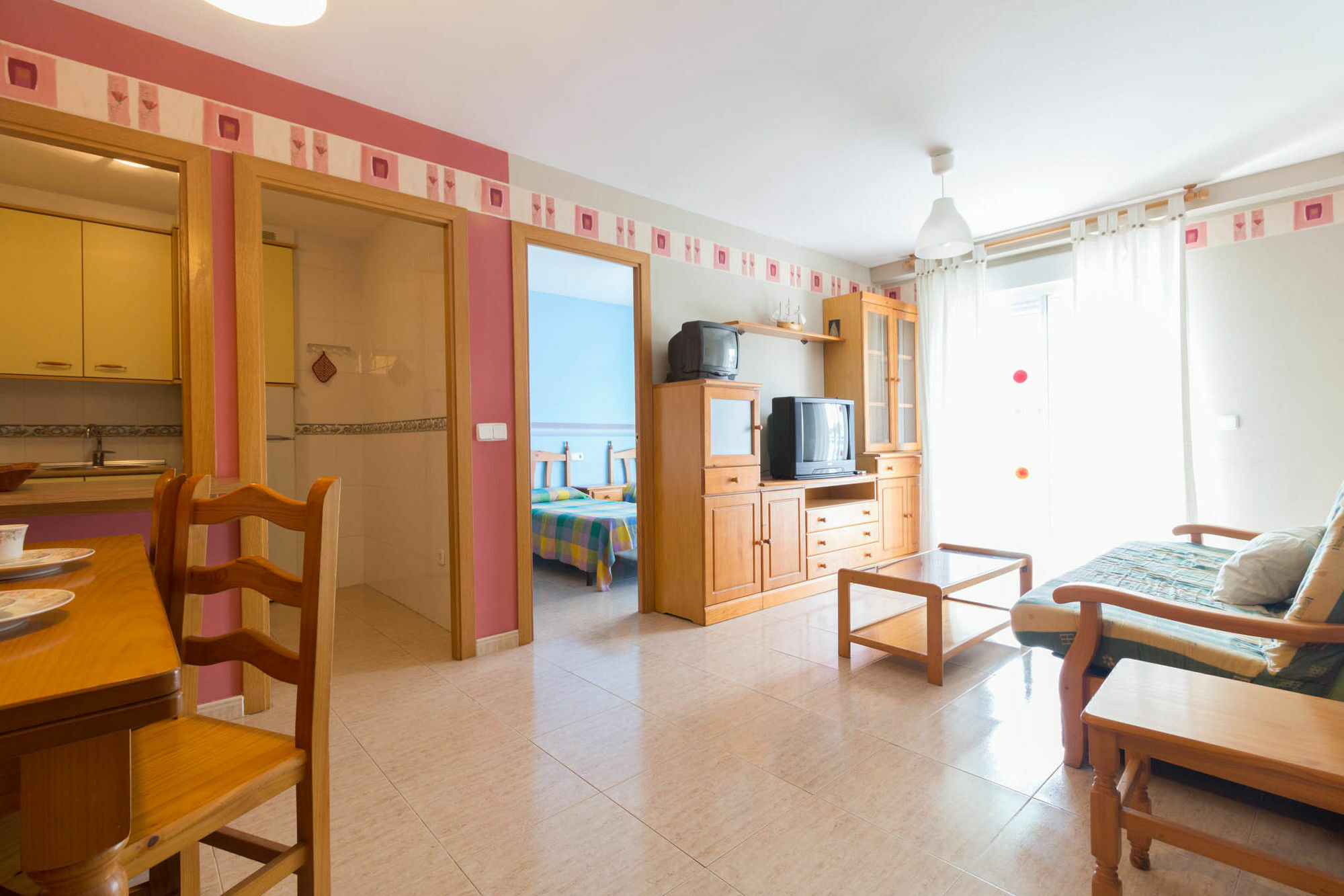Costa Daurada Apartaments - Larimar 萨洛 外观 照片